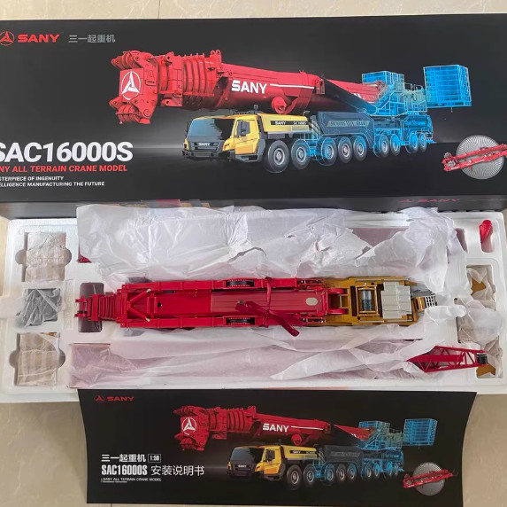 Stock! 1: 50 SAC16000S All Ground Engineering Crane Alloy Collectible Models