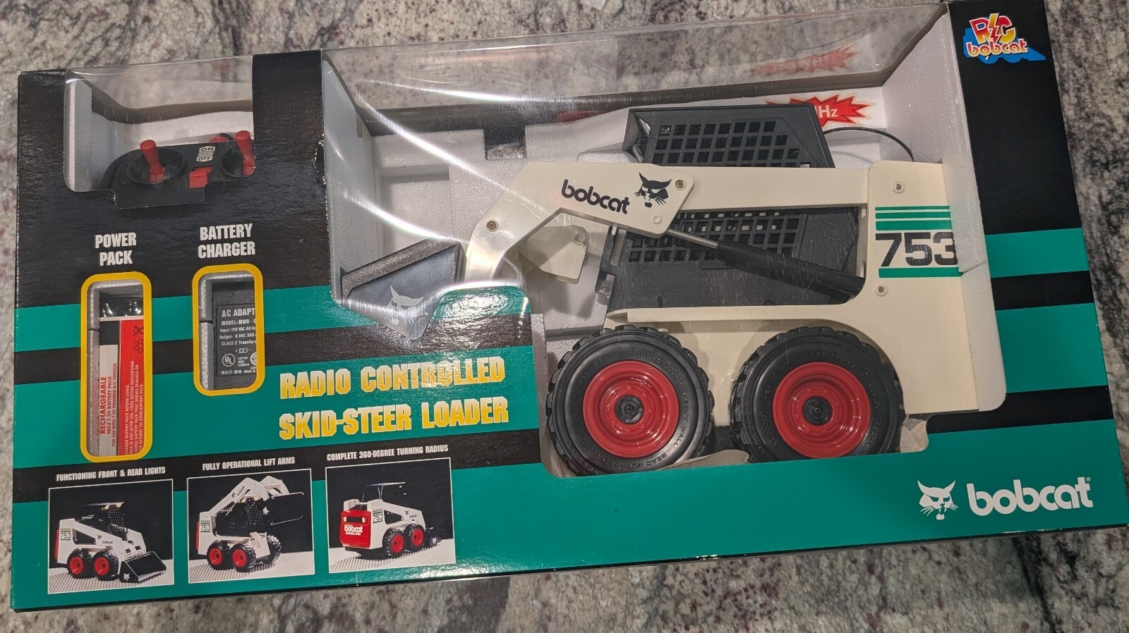 753 Bobcat Radio Controlled RC Skid Steer Loader Echo Toys