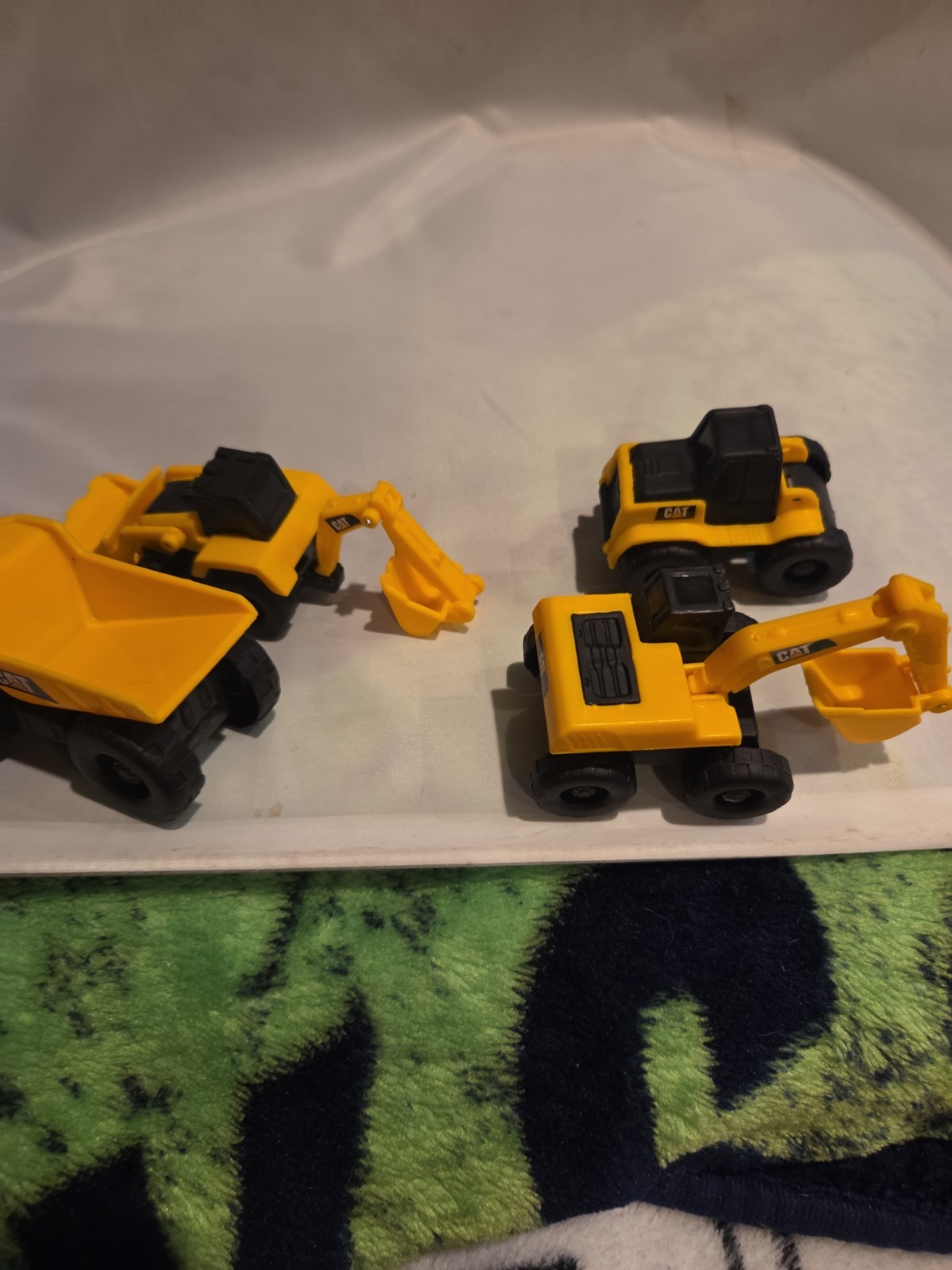 CAT Little Machines 4 Pack B Dump Truck Toy Building Vehicles For Kids Ages 3+