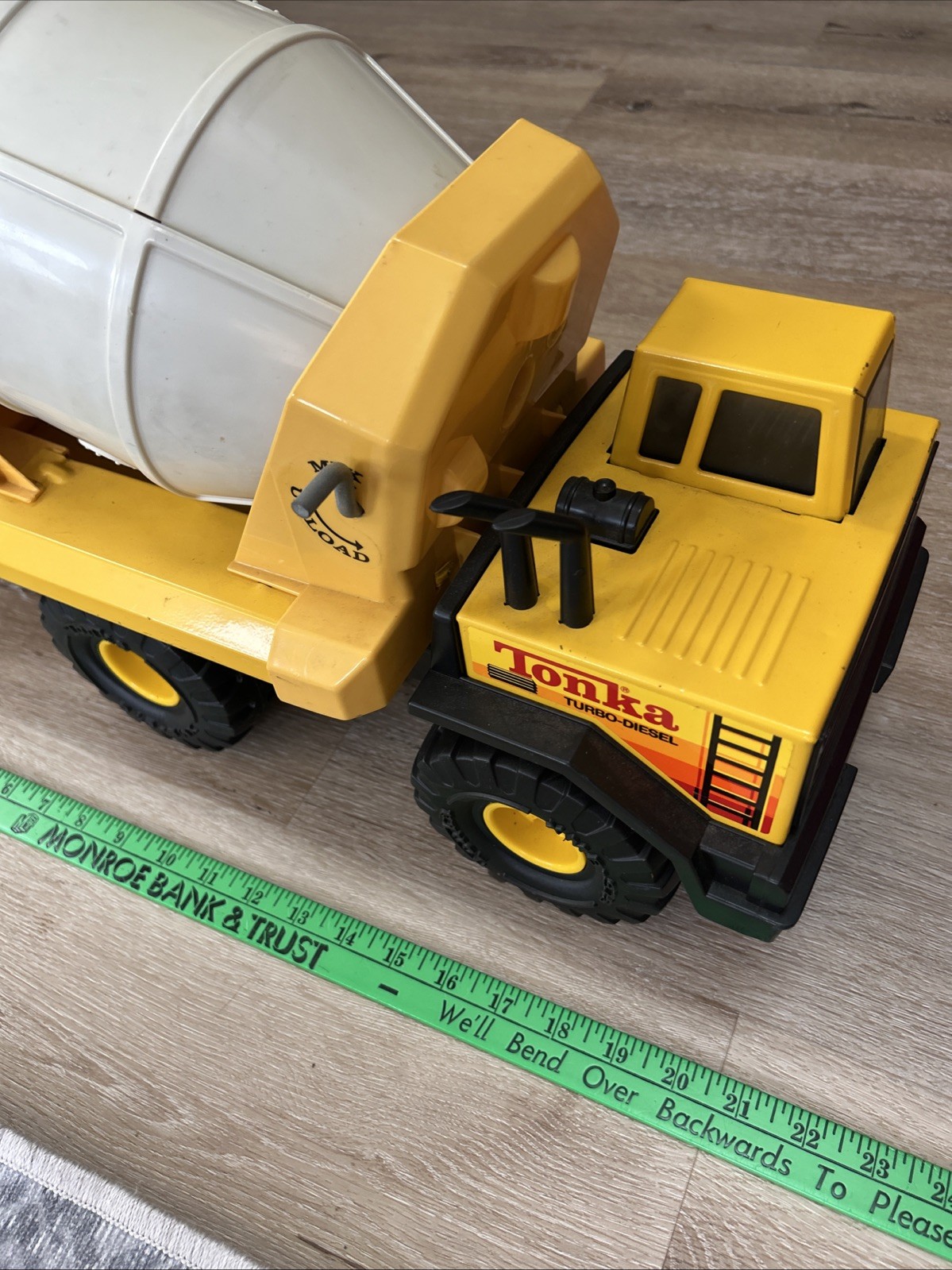 Tonka Turbo-Diesel Cement Mixer construction toy truck #XMB-975 Clean 1980’s