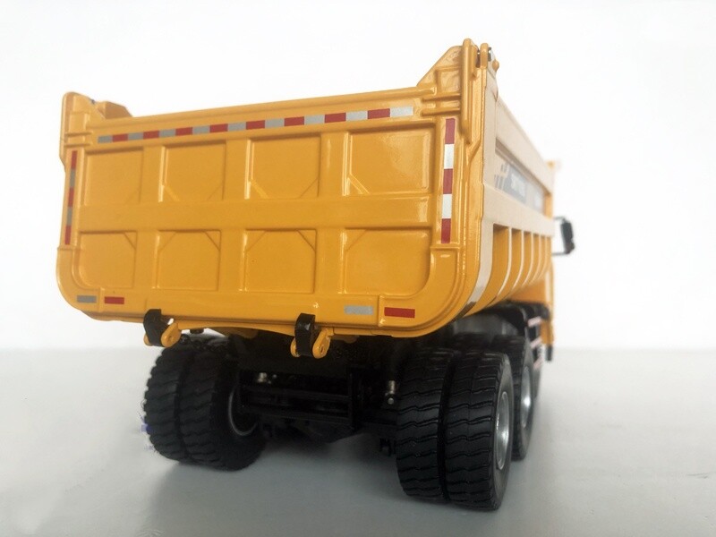 1:35 31CM SANYI SKT105S WIDE BODY DUMPTRUCK Construction Equipment Diecast Model