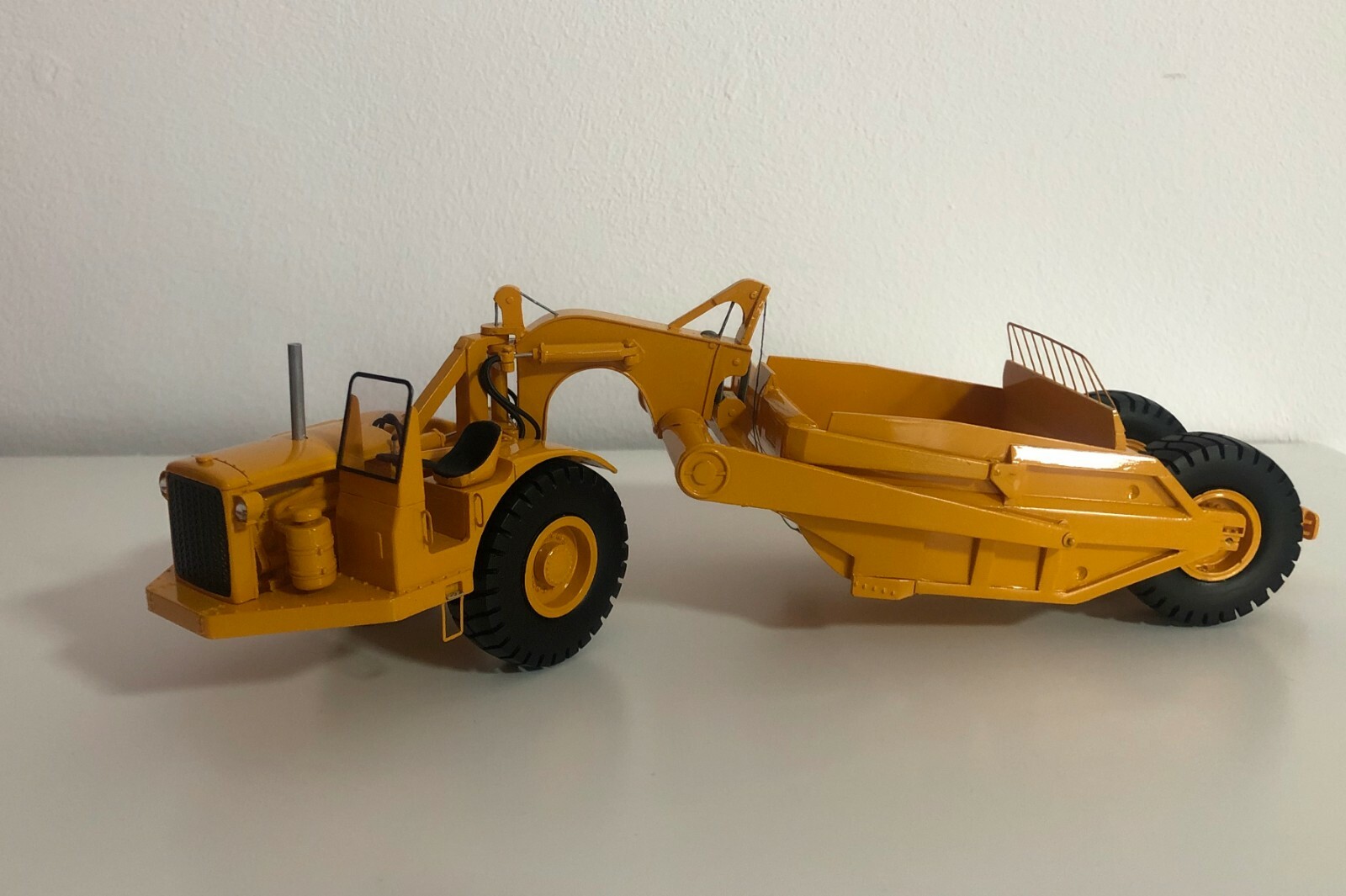 Resin 1/50 CAT DW21 / No.21 Wheel Tractor – Scraper – Custom Built