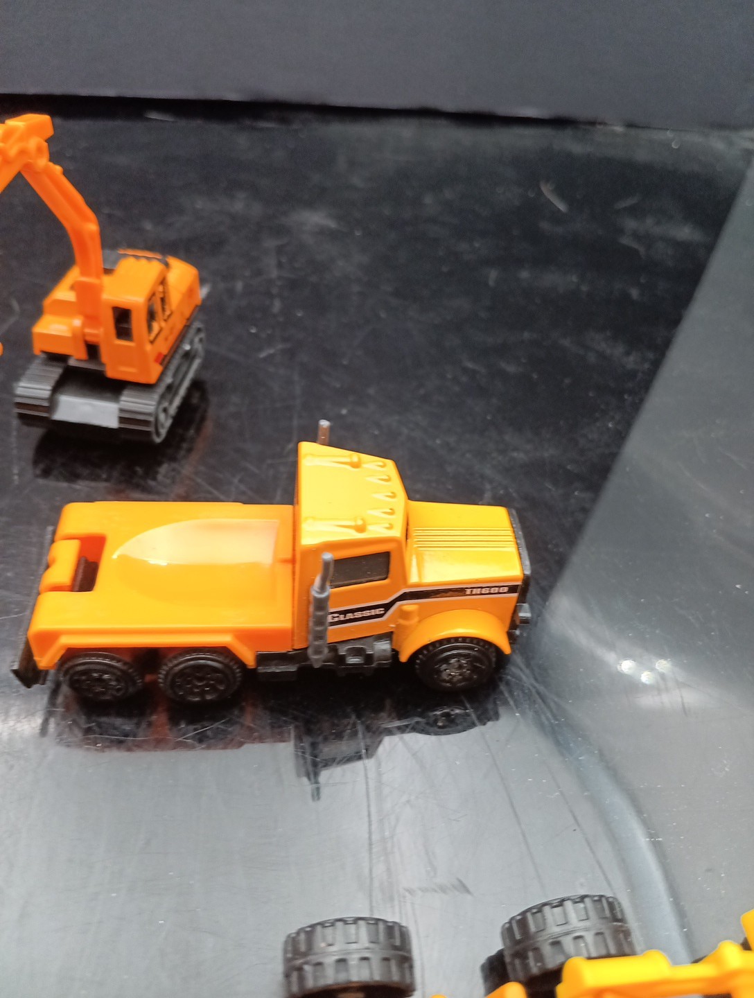 Lot Of 7 Various Metal Kids Toy Construction Vehicles Free Shipping! T2642