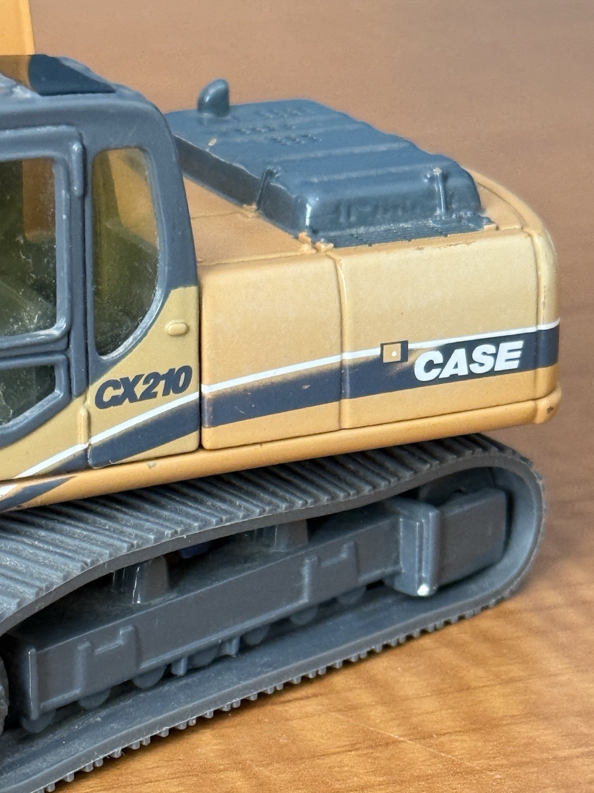Ertl Case CX210 Excavator 1:50 Scale Die-Cast Construction