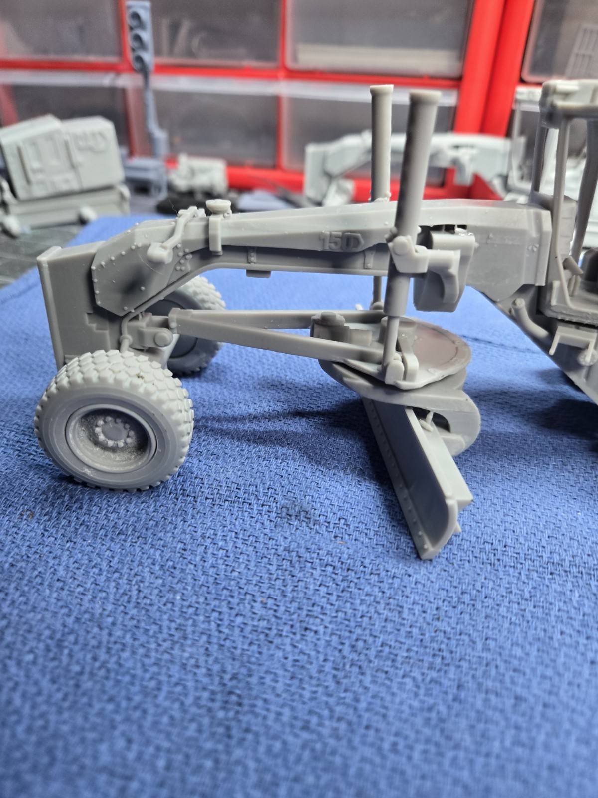 150 Grader 1-25 Scale