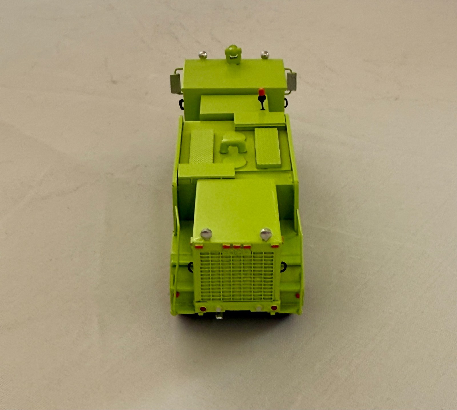 HO 1/87 Oshkosh P19 – Aircraft Rescue Firefighting – Ready Made Resin Model