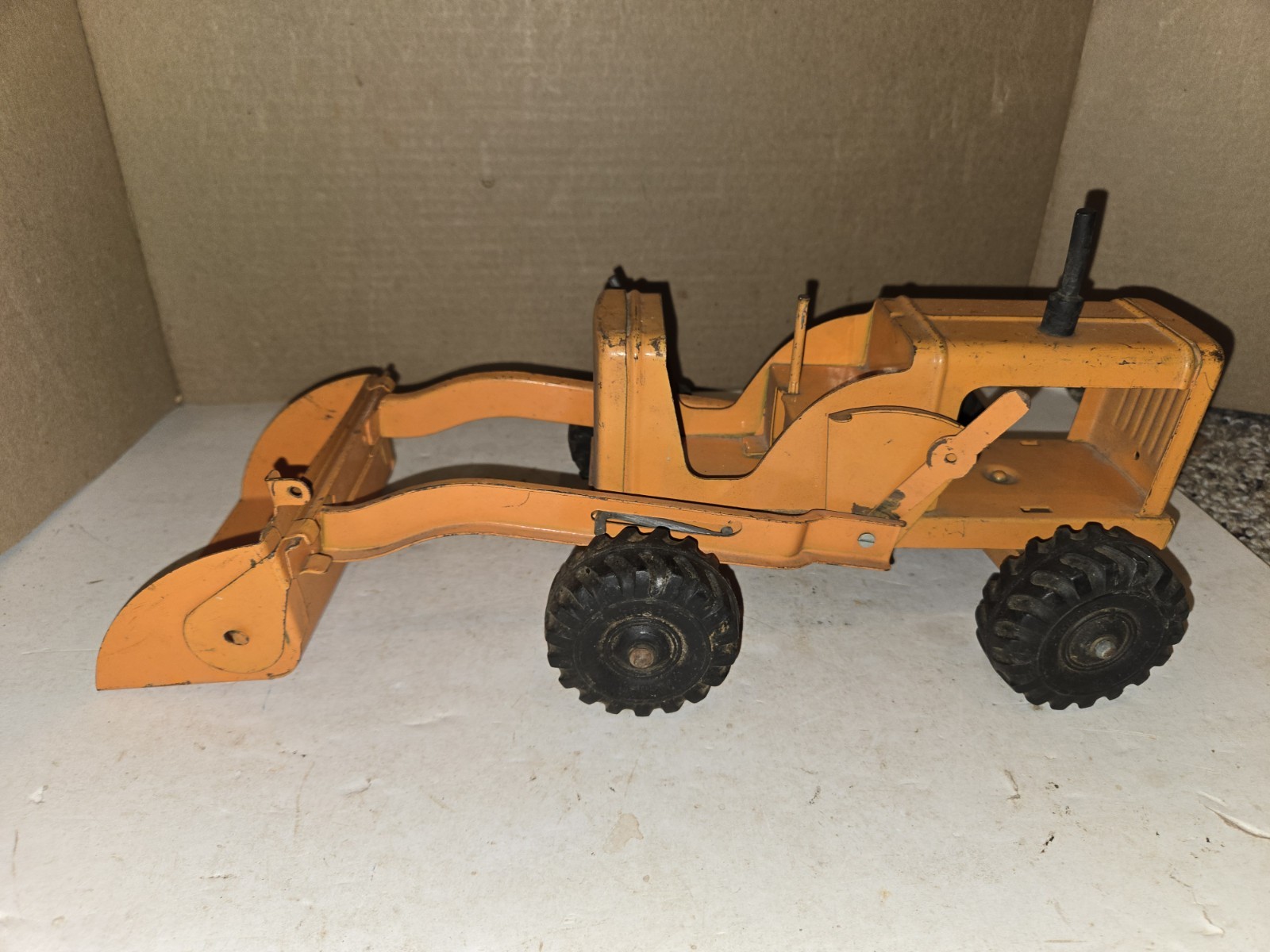 Vintage 50s/60s Marx/Lumar Hi-Lift Loader Toy Tractor,Yellow Orange,Project,Part