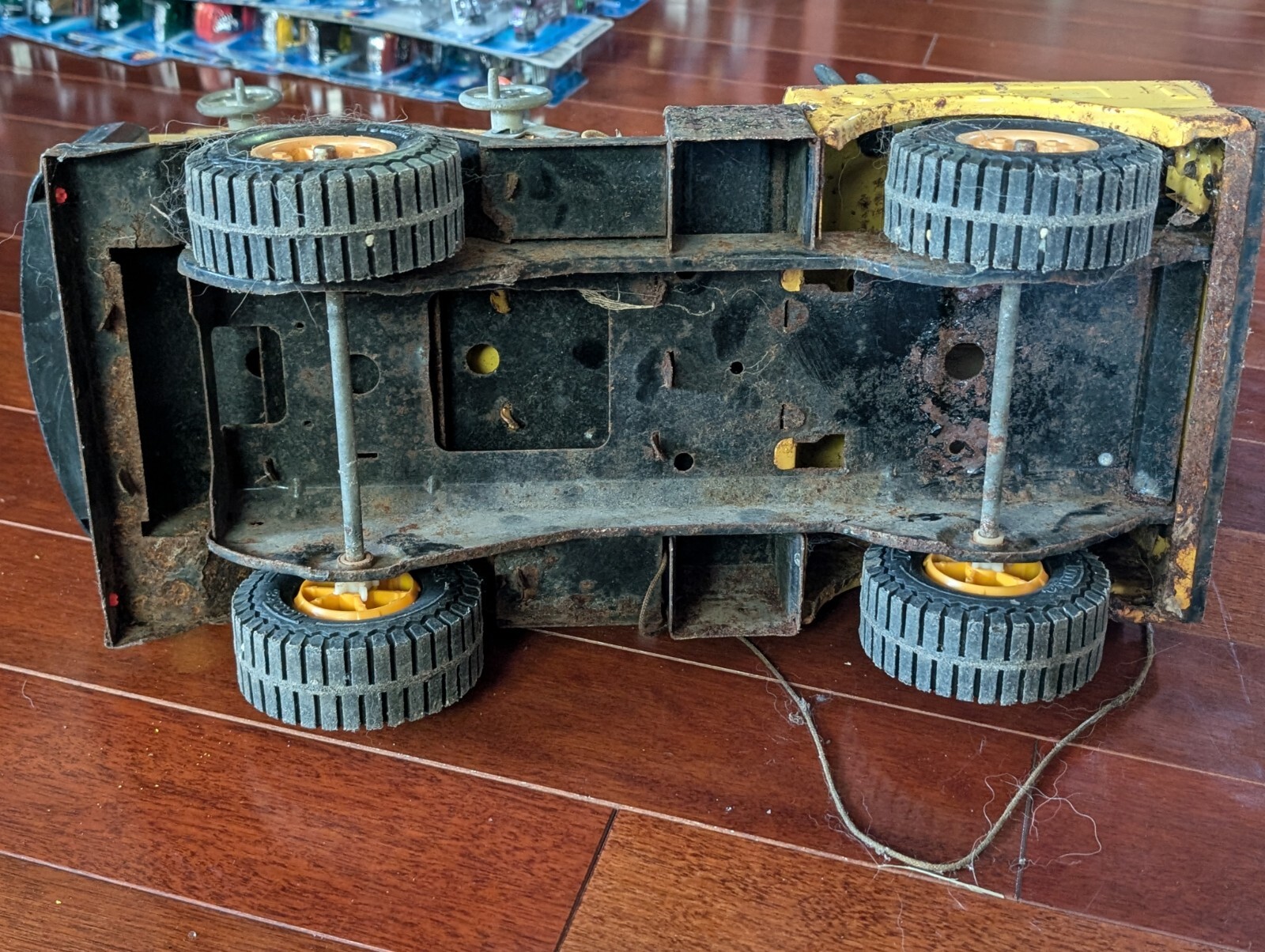 Vintage TONKA Mighty Crane 1965-1971 Model Pressed Metal Toy
