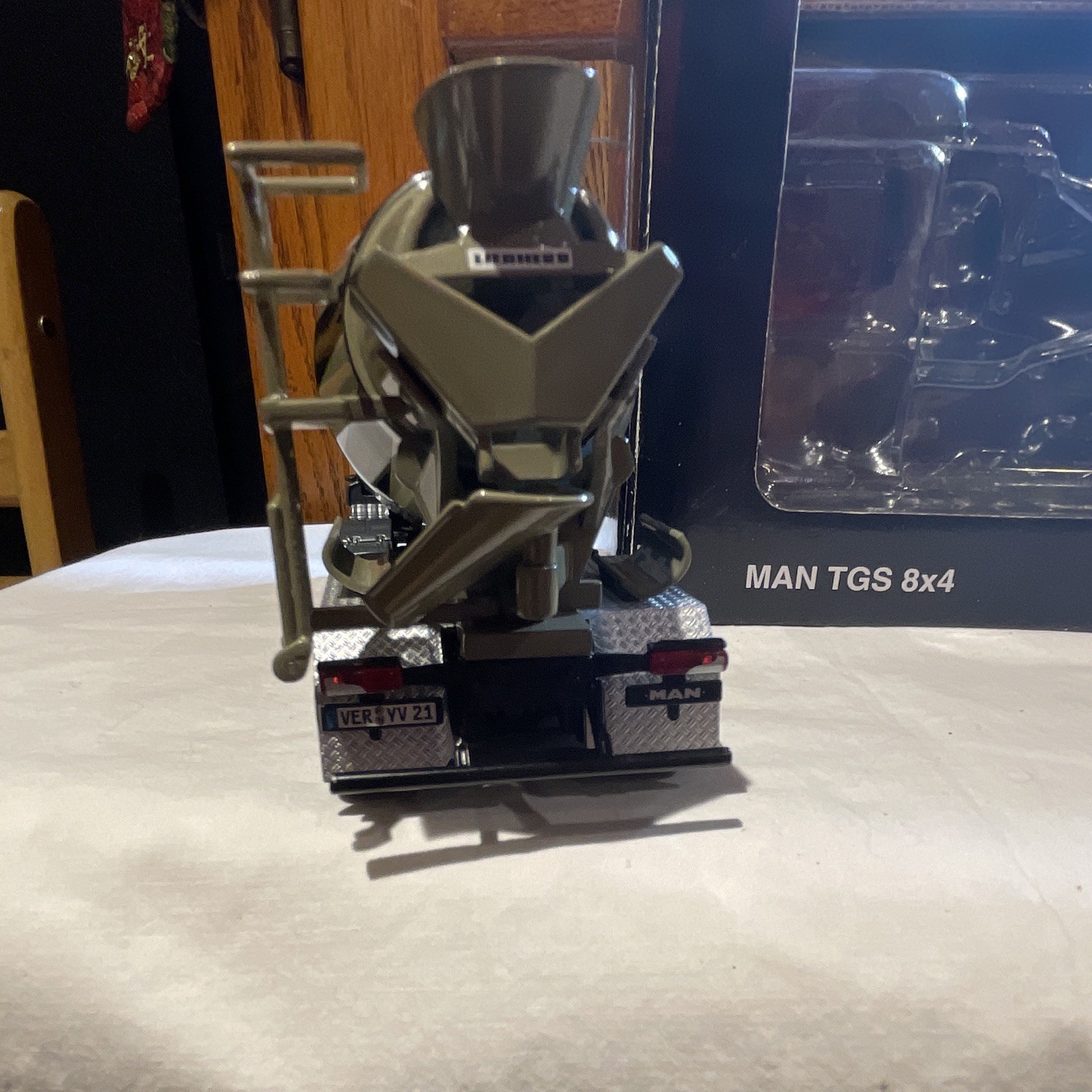 NZG 1:50 MAN TGS 8×4 Cement Mixer Truck Diecast Metal Liebherr Matthai
