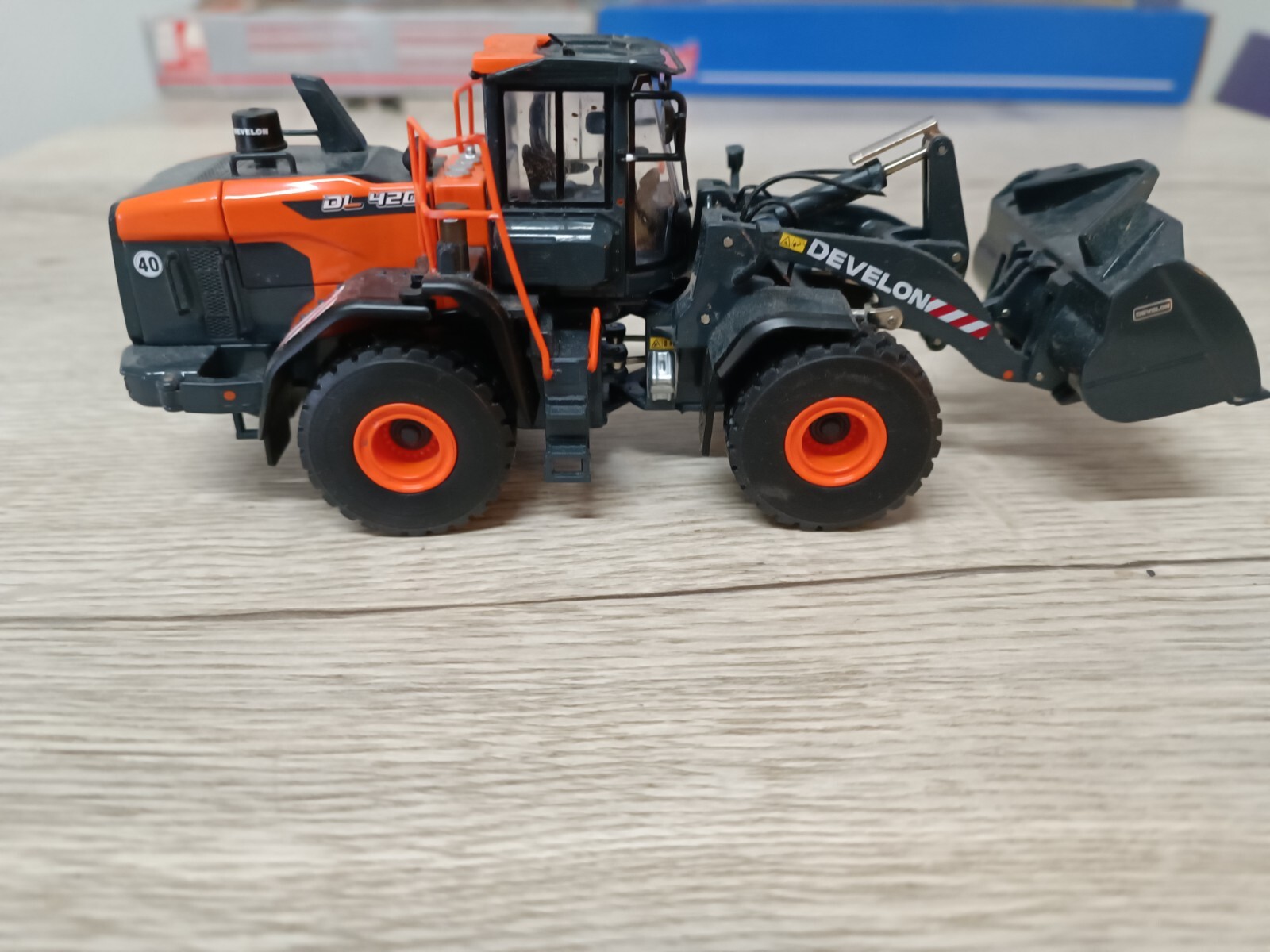DEVELON DL 420 IMC Models Loader