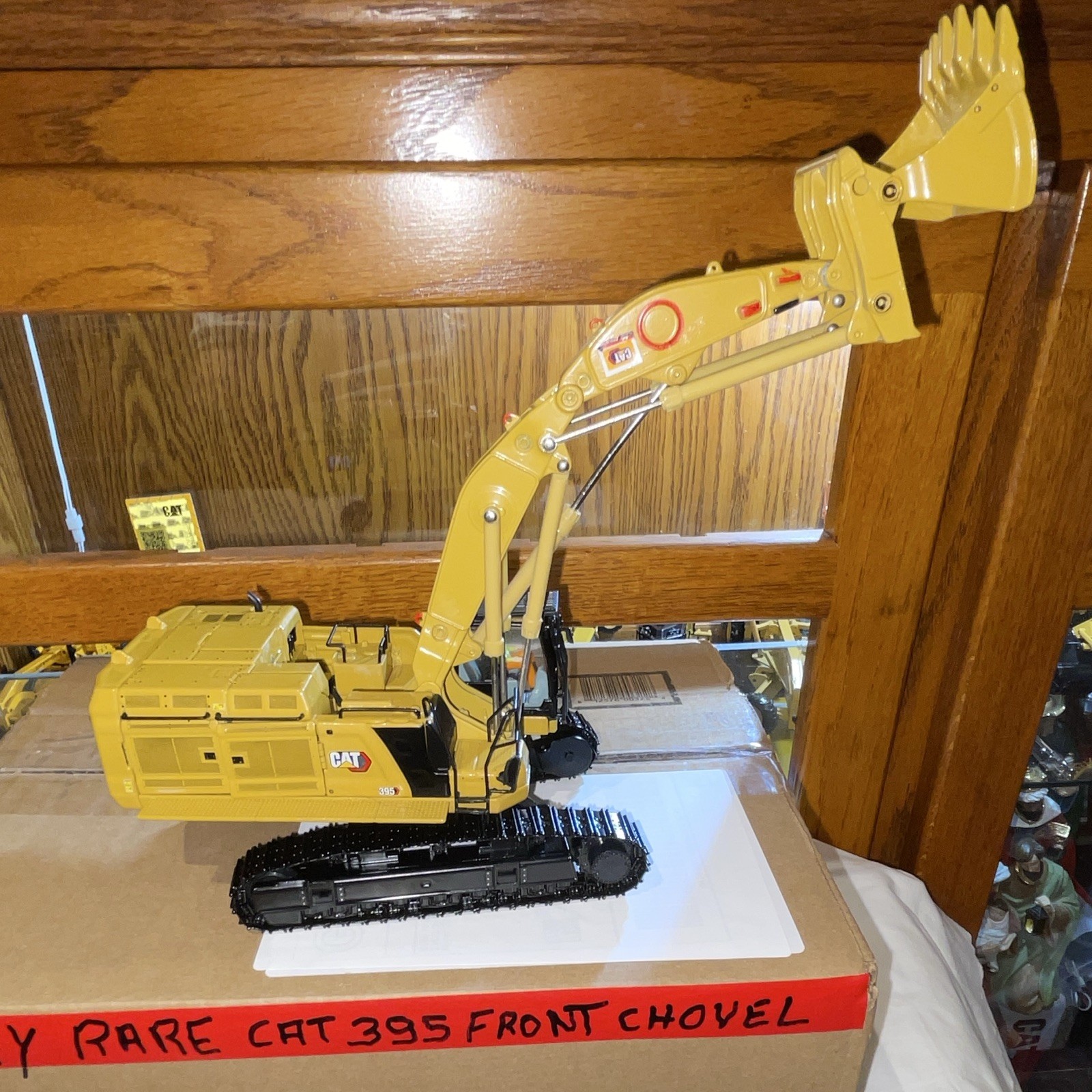 CAT 395 Front Shovel Tracked Excavator Diecast Model Yellow Black