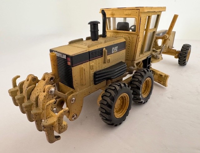 1:50 Caterpillar 140H Motor Grader Machines At Work 55180 By Norscot