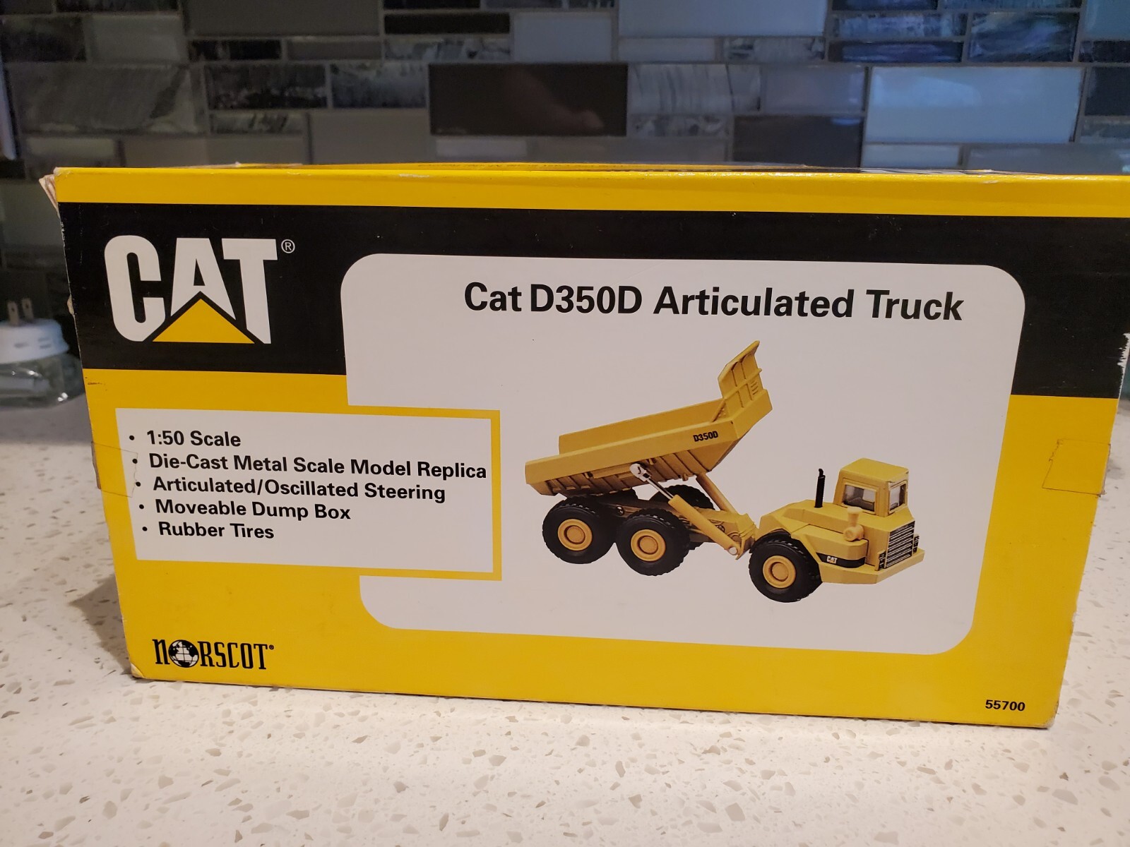 CAT D350D Articulated Truck 55700