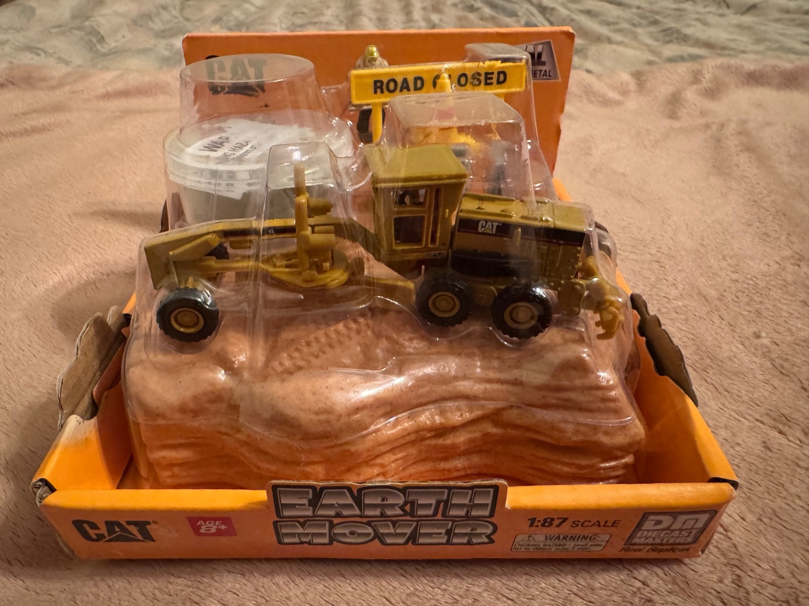 Diecast Masters CAT Earth Movers Motor Grader Metal Construction Toy Replica New