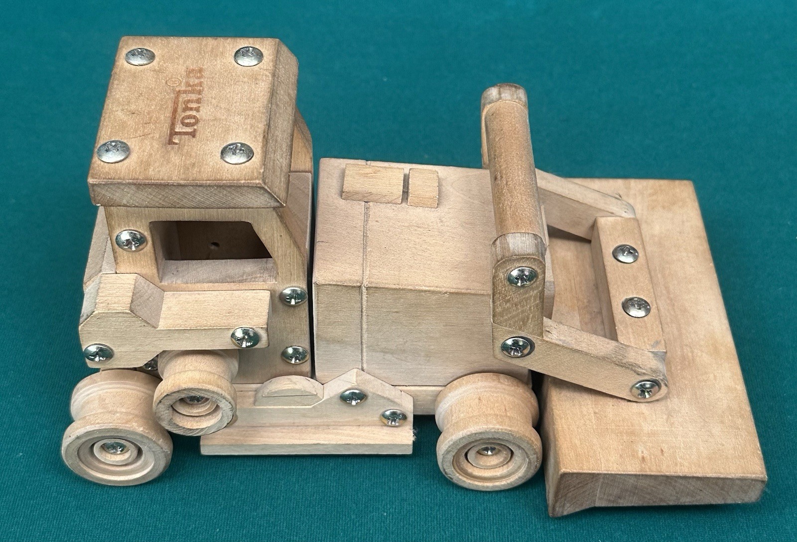 Tonka Wooden Bulldozer Toy Heavy Duty Machinery 8” No rubber tracks