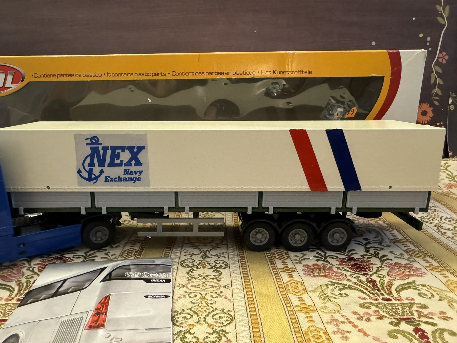 Joal 334Volvo FH12 Globetrotter XL Truck NEX 1:50 Scale Die-Cast Metal w/Box