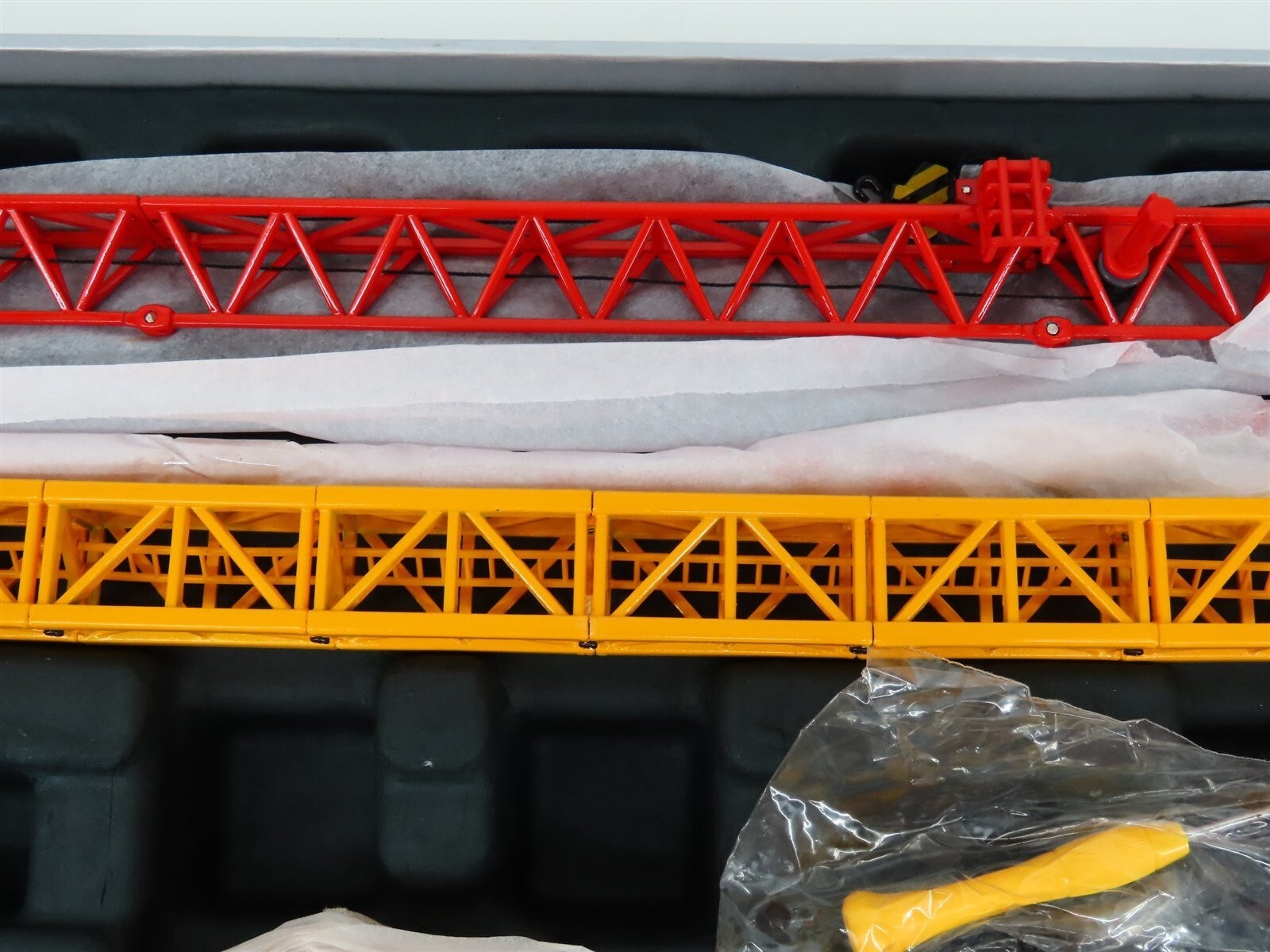 Sany Tower Crane – Red/Yellow – China 1:75 Scale Diecast Model New