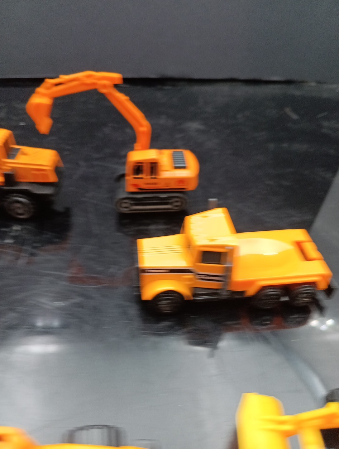Lot Of 7 Various Metal Kids Toy Construction Vehicles Free Shipping! T2642