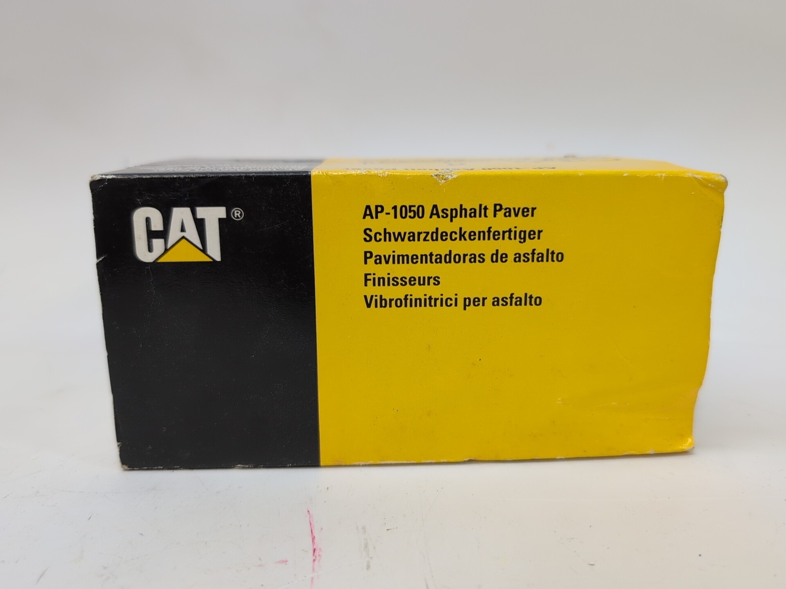 CATERPILLAR AP-1050 Asphalt Paver Launch Edition Asphalt Construction-388