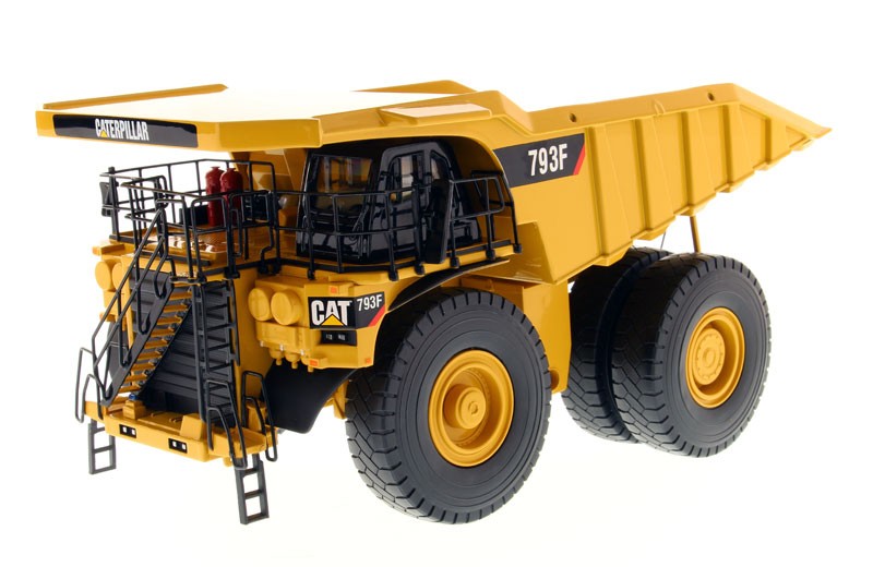 DIECAST MASTERS – CATERPILLAR 793F Dumper with Driver and Metal Box – 1/5…