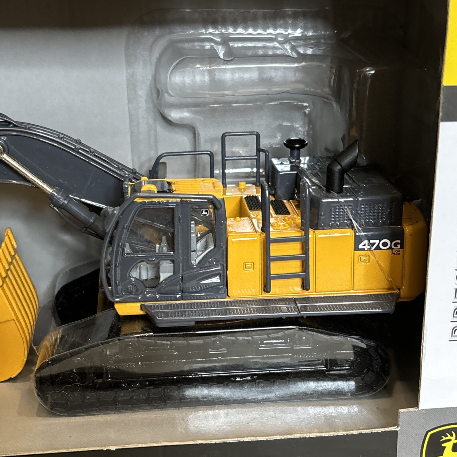 John Deere 470G LC Excavator – ERTL Prestige 1:50 Scale Diecast Model #45335 NEW