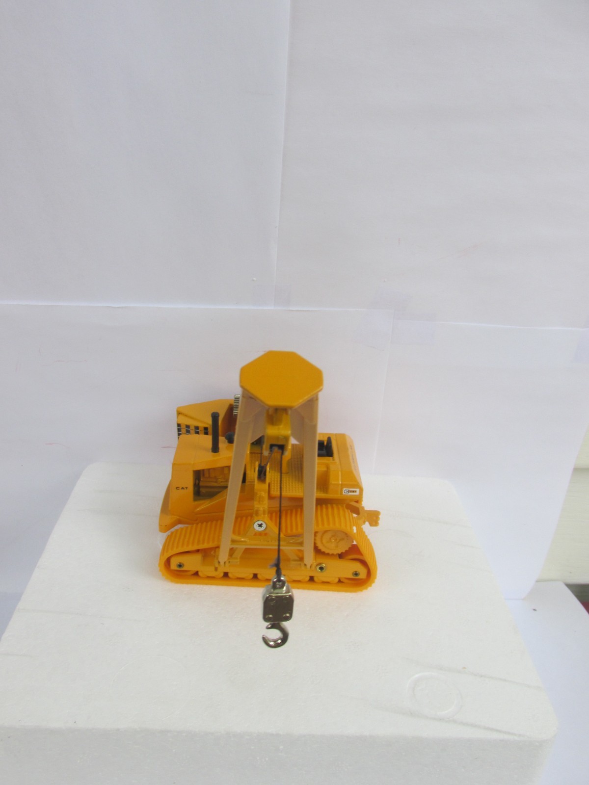 Joal 1/70 Caterpillar Compact Pipelayer C591 in Box Excellent Condition