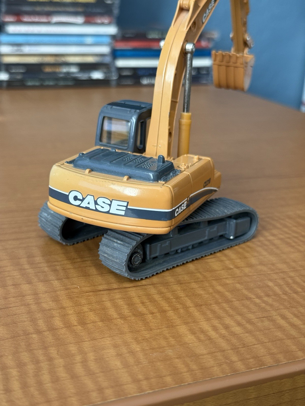 Ertl Case CX210 Excavator 1:50 Scale Die-Cast Construction