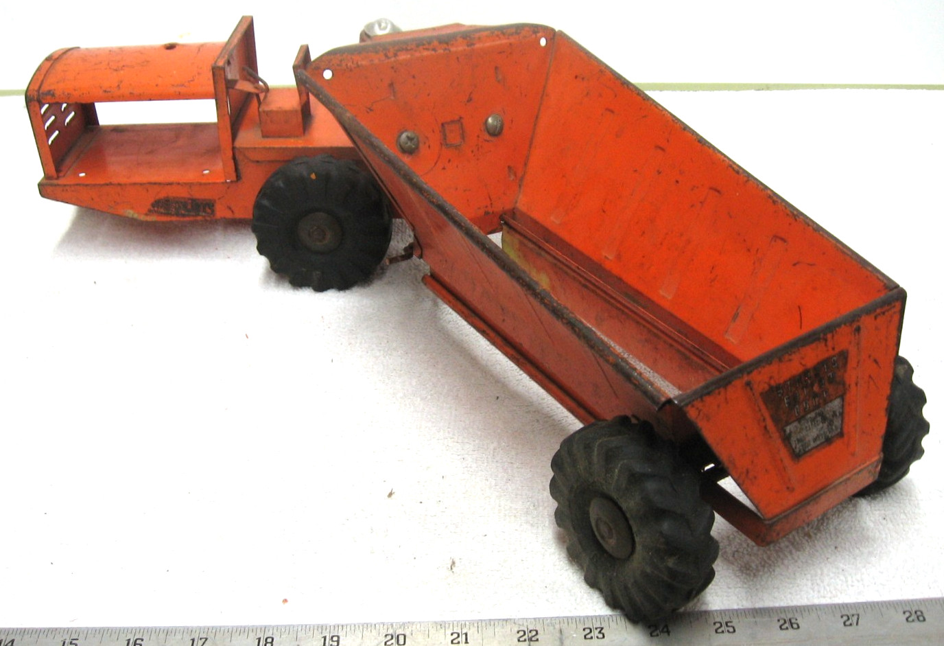 VINTAGE 1950S STRUCTO BELLY DUMPER EARTH MOVER CONSTRUCTION TOY