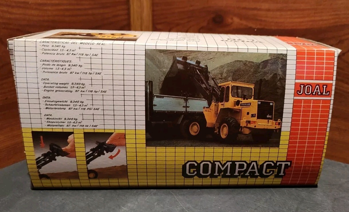 NIB JOAL COMPACT VOLVO L70 1:50 DIE-CAST METAL & PLASTIC REPLICA MADE IN SPAIN