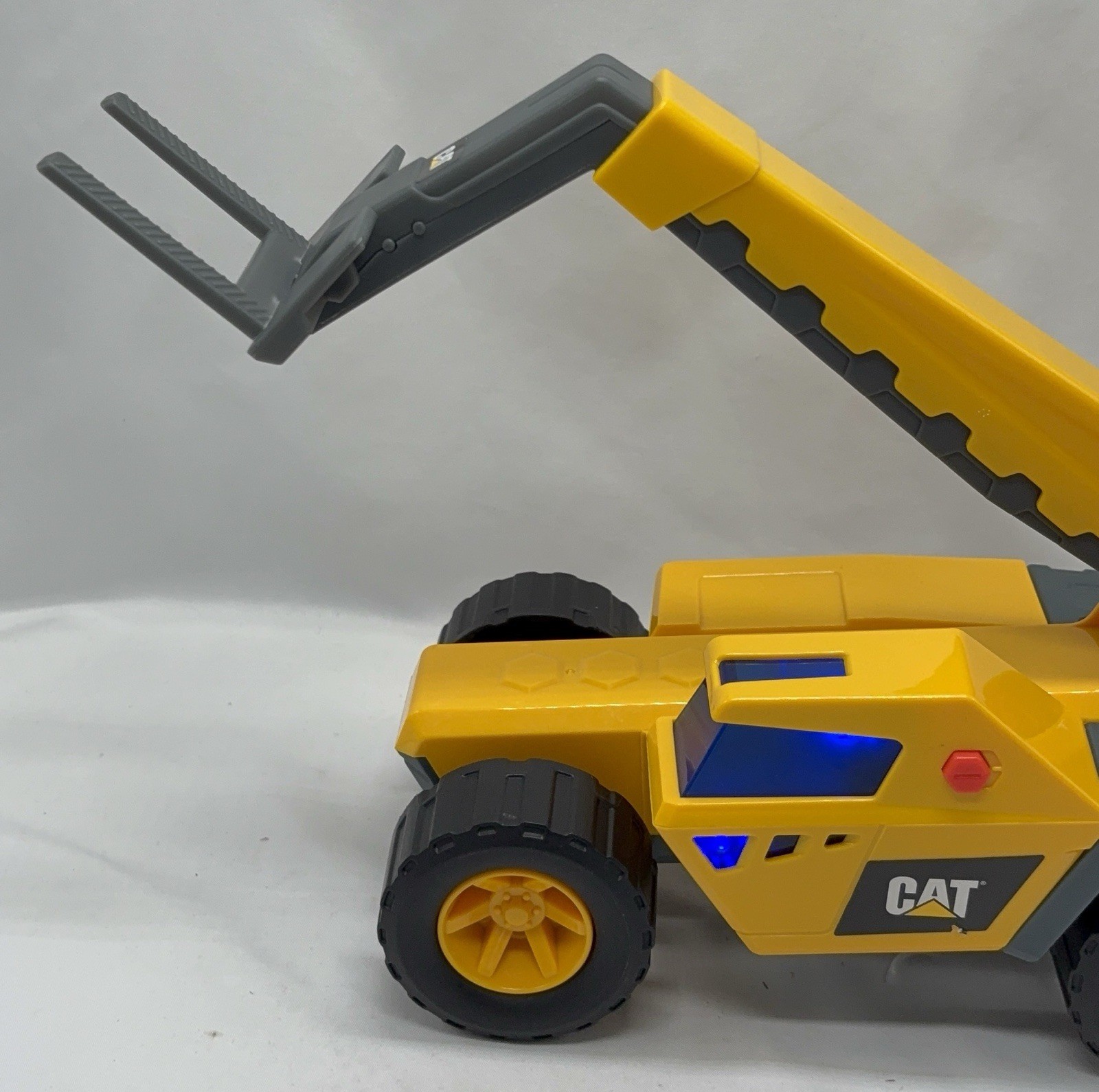 CAT Construction Toy Future Force Telehandler Vehicle Lights & Sound Kids- Works