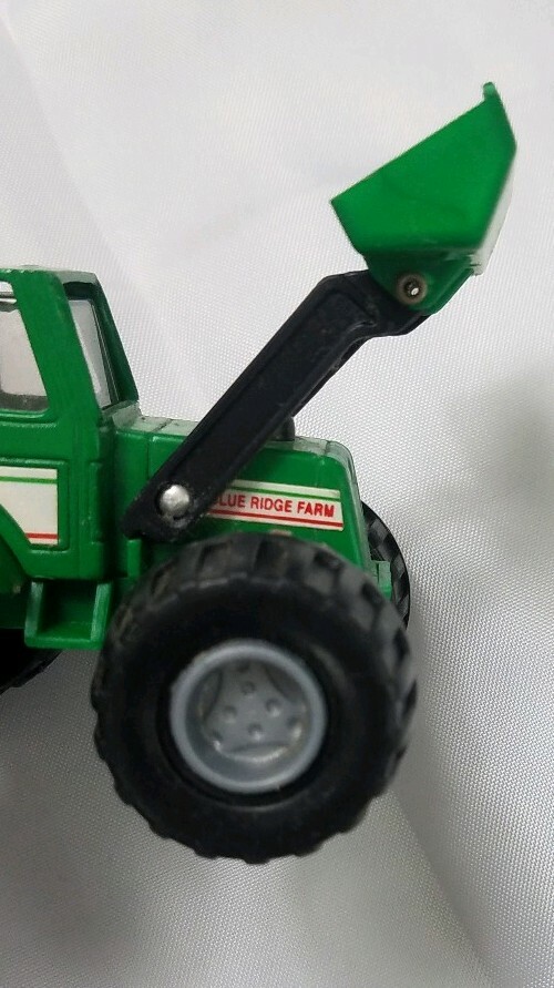 2003 Plastic Soma Mighty Wheels Blue Ridge Farm Green Tractor Toy Collect