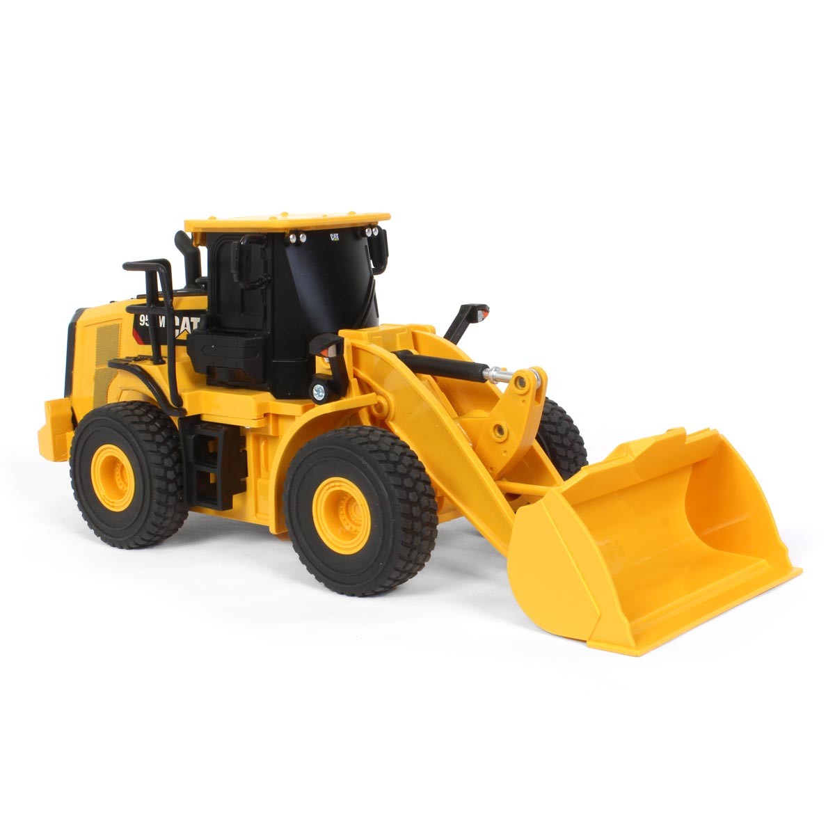 1/35 CAT 950M Wheel Loader Radio Control Made Of Durable Plastic 23003
