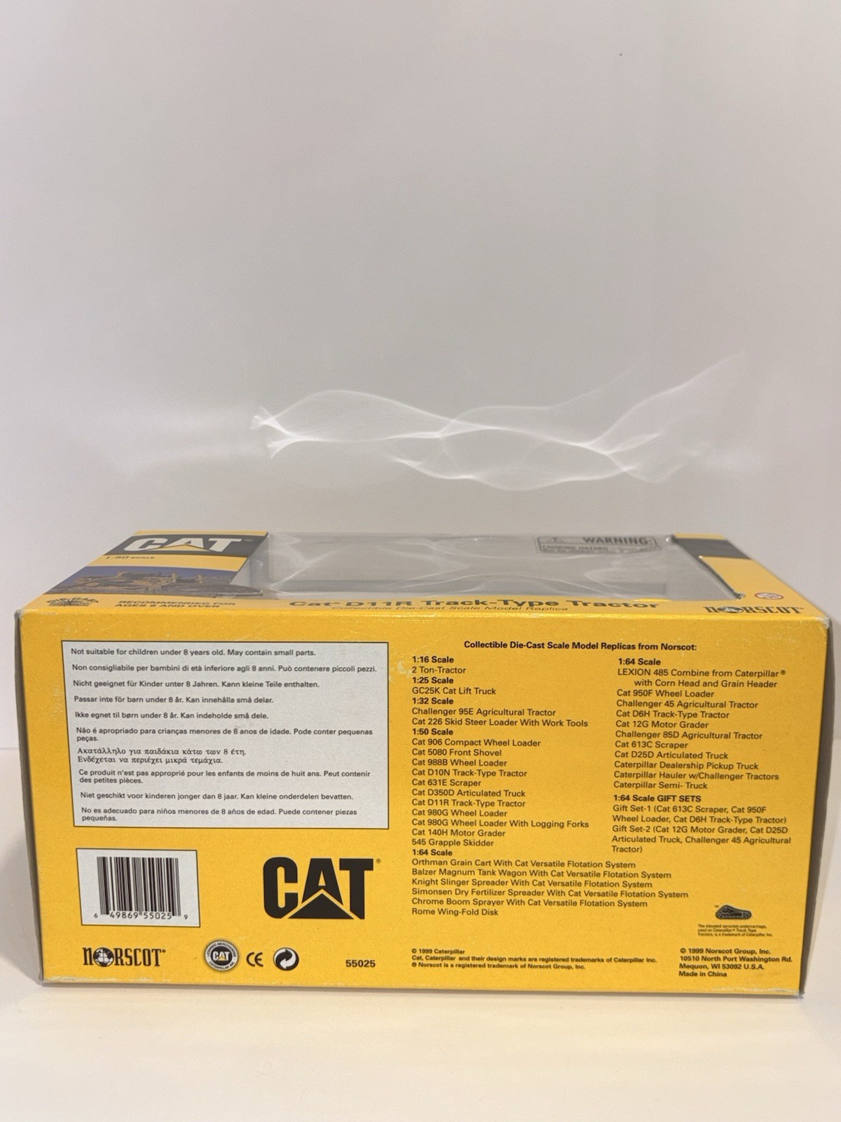 Norscot Caterpillar D11R Track-Type Tractor Dozer 1:50 Scale Model. NEW IN BOX
