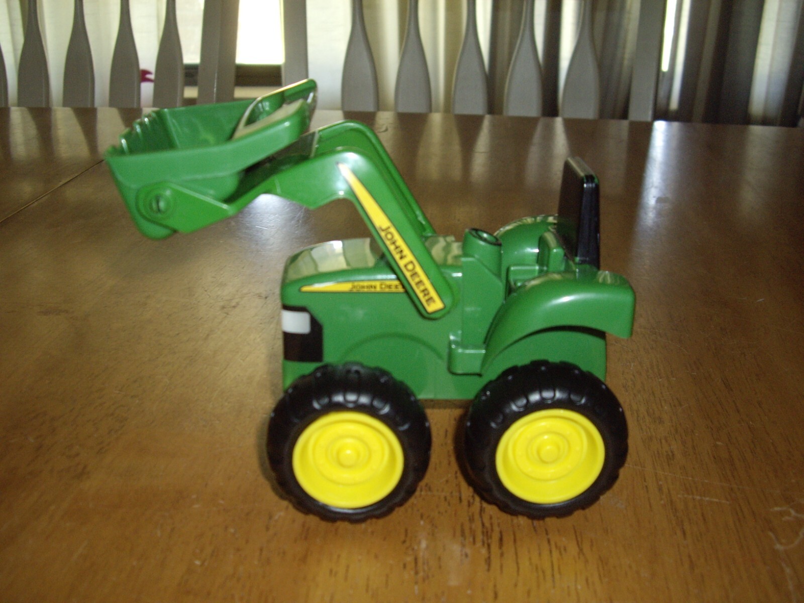EUC 2 Tomy John Deere Plastic Vehicles Front Loader & Dump Truck Sandbox Toys