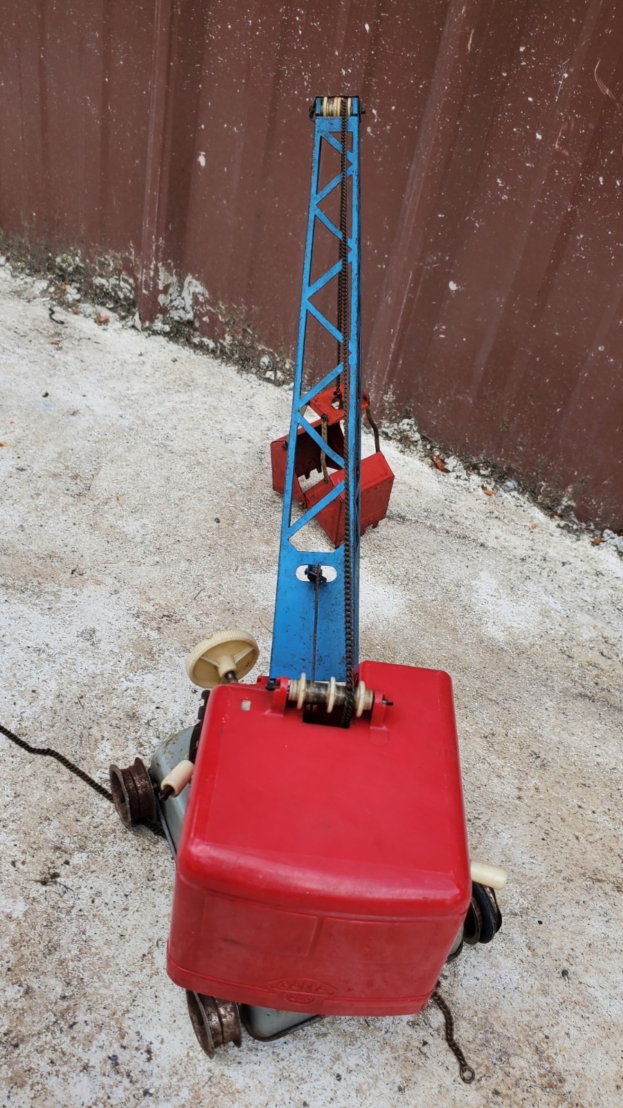 Vintage Gama Crawler Bucket Made in Germany