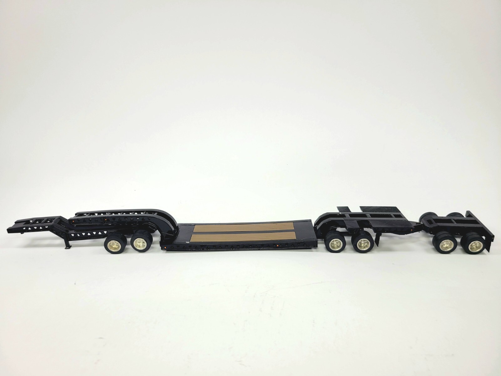 Trail King 2x2x2 Low Loader Trailer – Black ASAM Smith 1:48 Scale Diecast Model