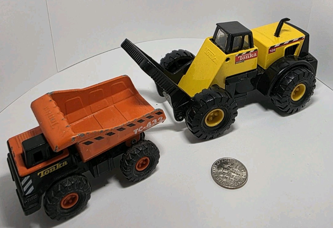Lot of 2 Hasbro Maisto 1998 Vehicles Tonka Mighty Mini-Dump Front Truck Loader