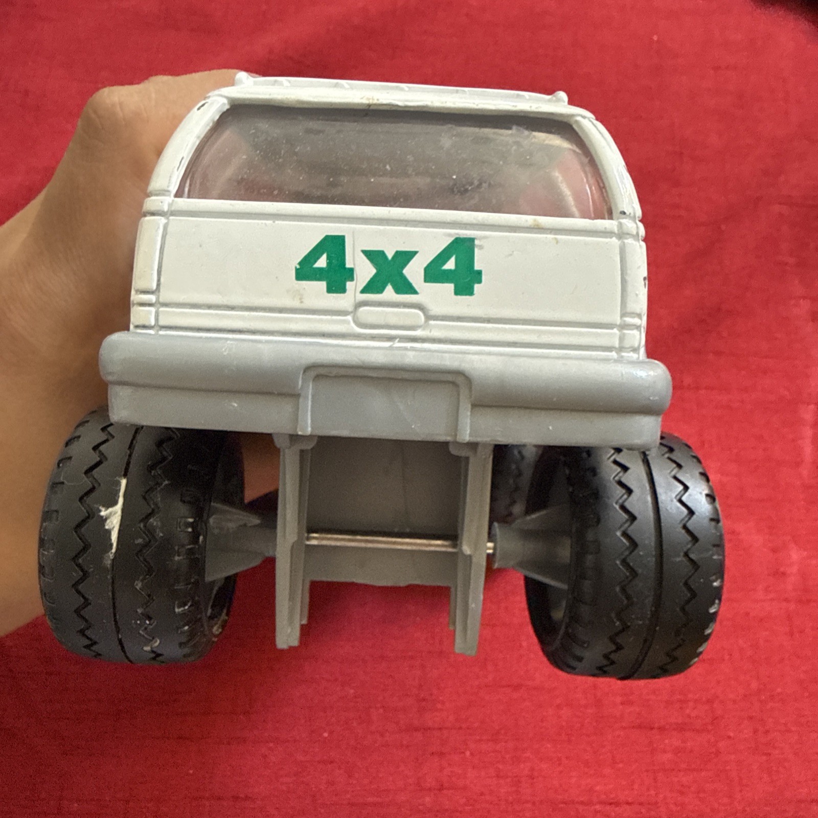 MIGHTY WHEELS “BIG SUR” 4 X 4 SUV, 1998, SOMA, 7″IN LONG X 4″TALL 5″IN WIDE
