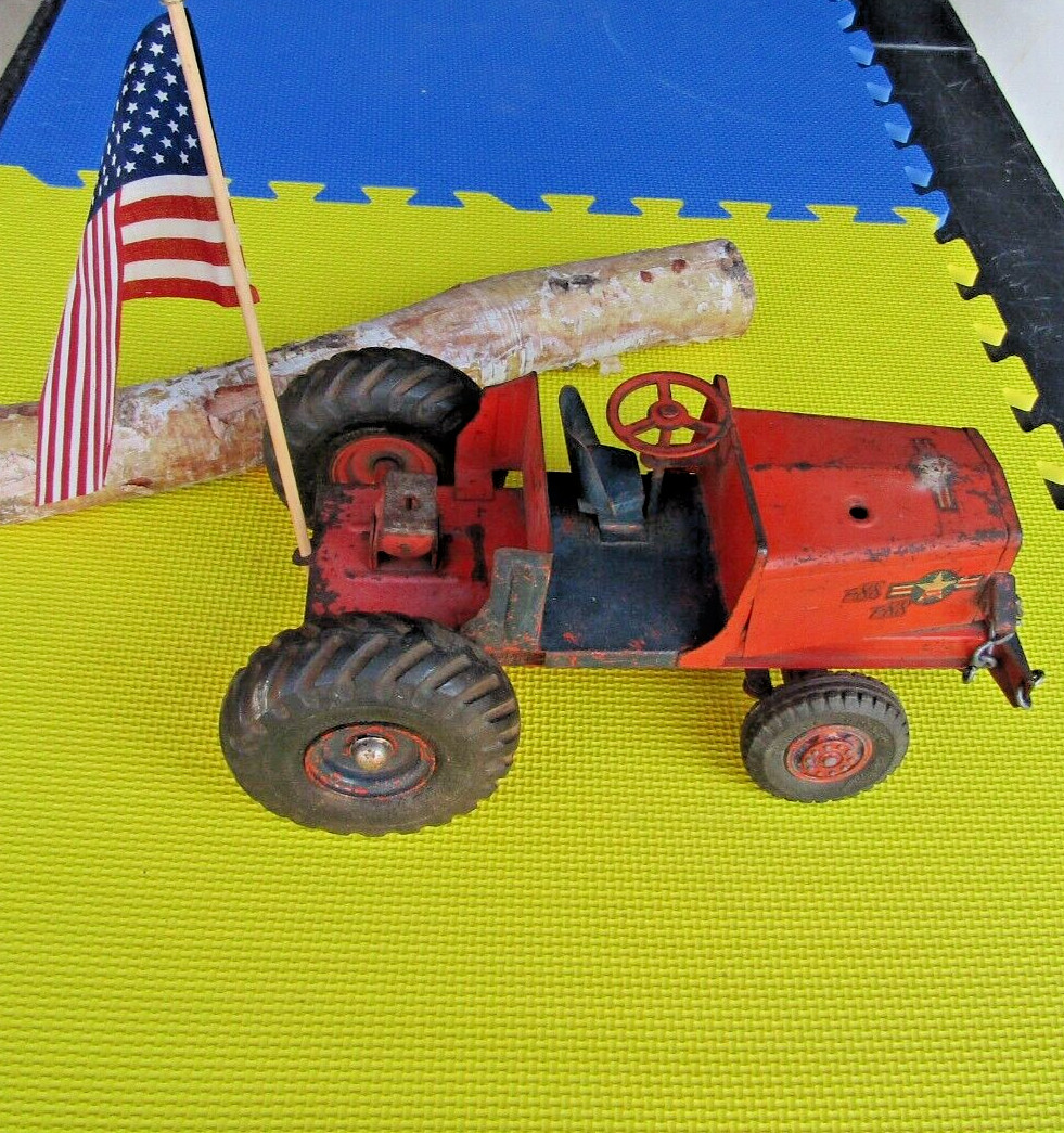 U.S.A.F. Charles Wm. Doepke Mfg Co. metal toy tractor !