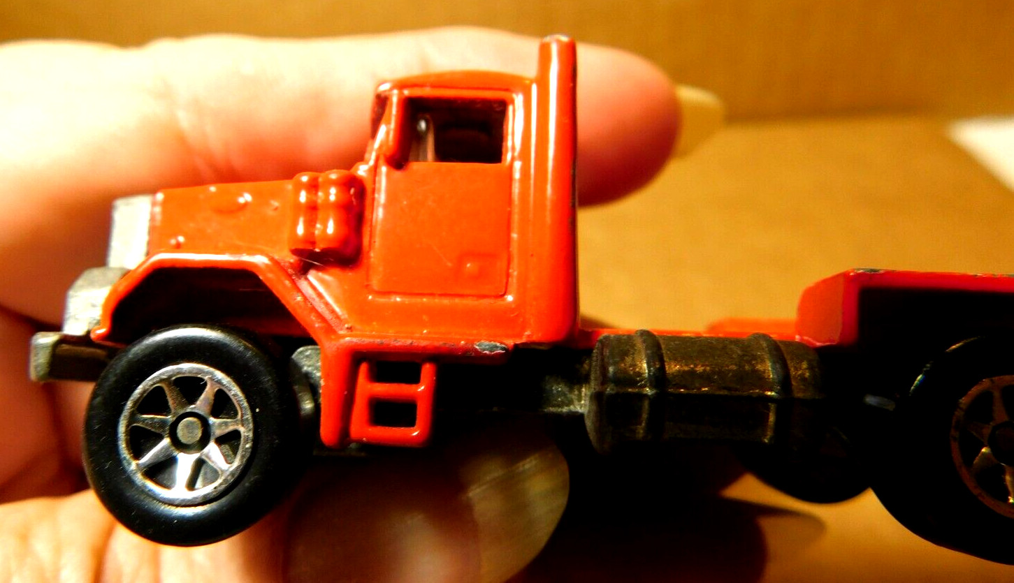 Hot Wheels~Vtg 1979 Malaysia Peterbilt Semi Tractor Trailer Truck Hauler Cab