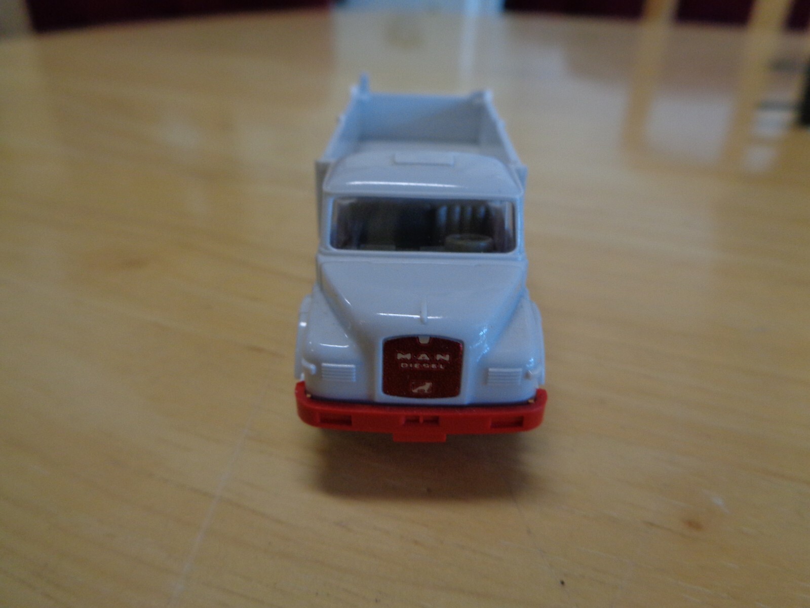 VINTAGE WIKING MAN DIESEL DUMP TRUCK 3″ NICE!
