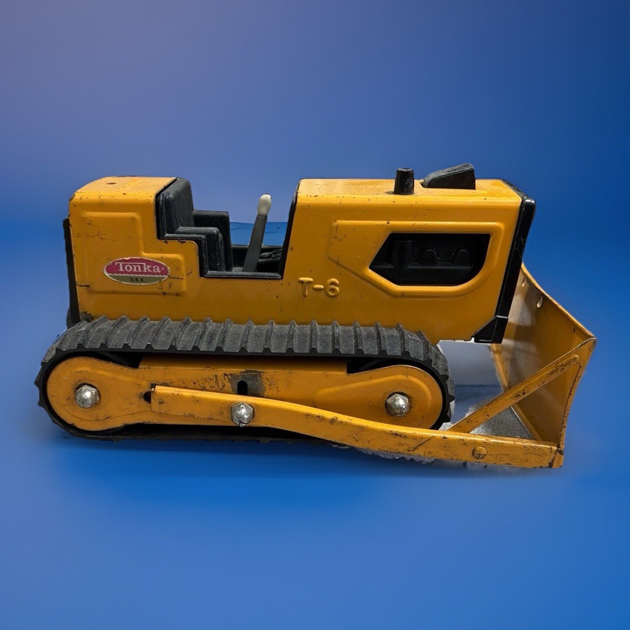 Tonka T-6 Bulldozer Pressed Steel Orange Track Dozer 9” 41240 Vintage (M)