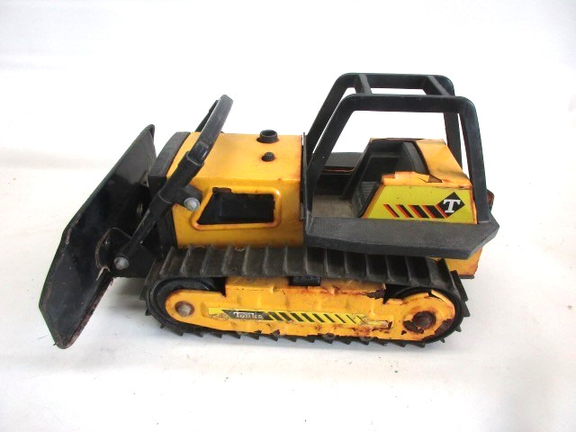 Vintage Tonka Yellow Metal Bulldozer 51054, 13″ long, for restoration/parts