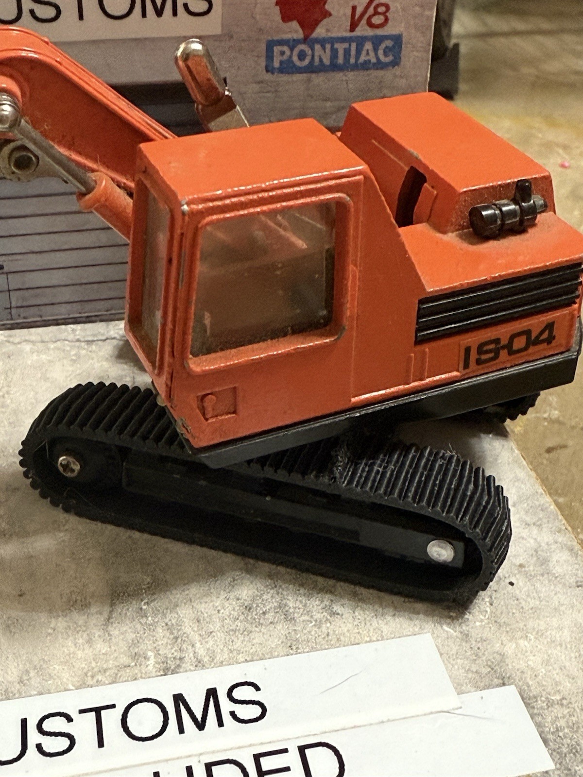 1 new set of tracks IHI IS-04 Excavator – Diapet 1:46 Scale Diecast Model #K-4
