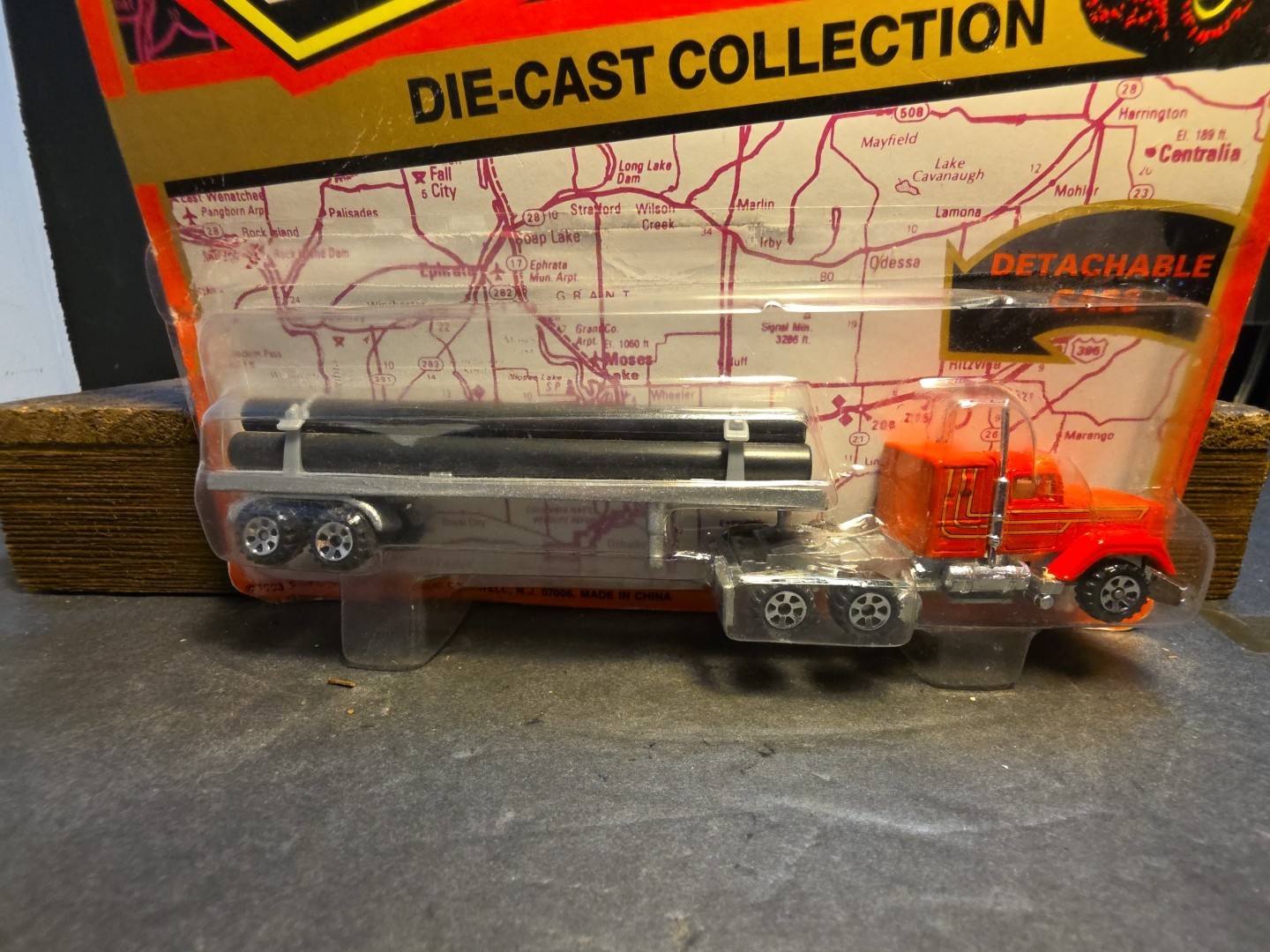 Vintage 1993 Road Champs HO Scale Die-Cast Kenworth Mack Log Truck New MOC 1:87