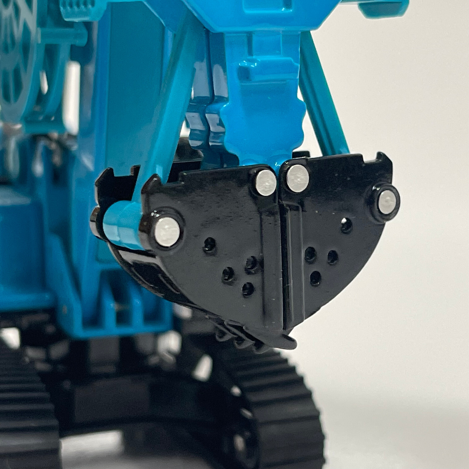 Die Cast 1:64 Scale Crawler Mounted Trenching Machine Construction Replica Model