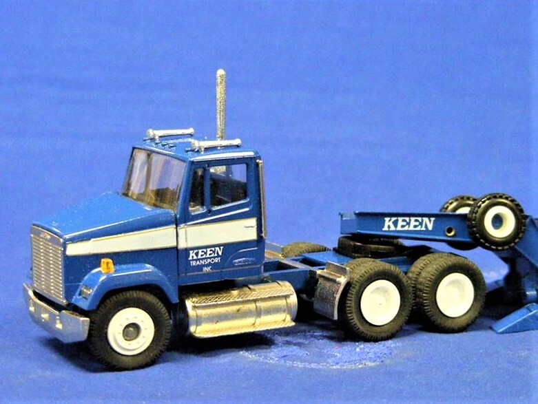 Conrad 3812K Freightliner Conv/Talbert Lowboy – KEEN 1/50 Diecast MIB
