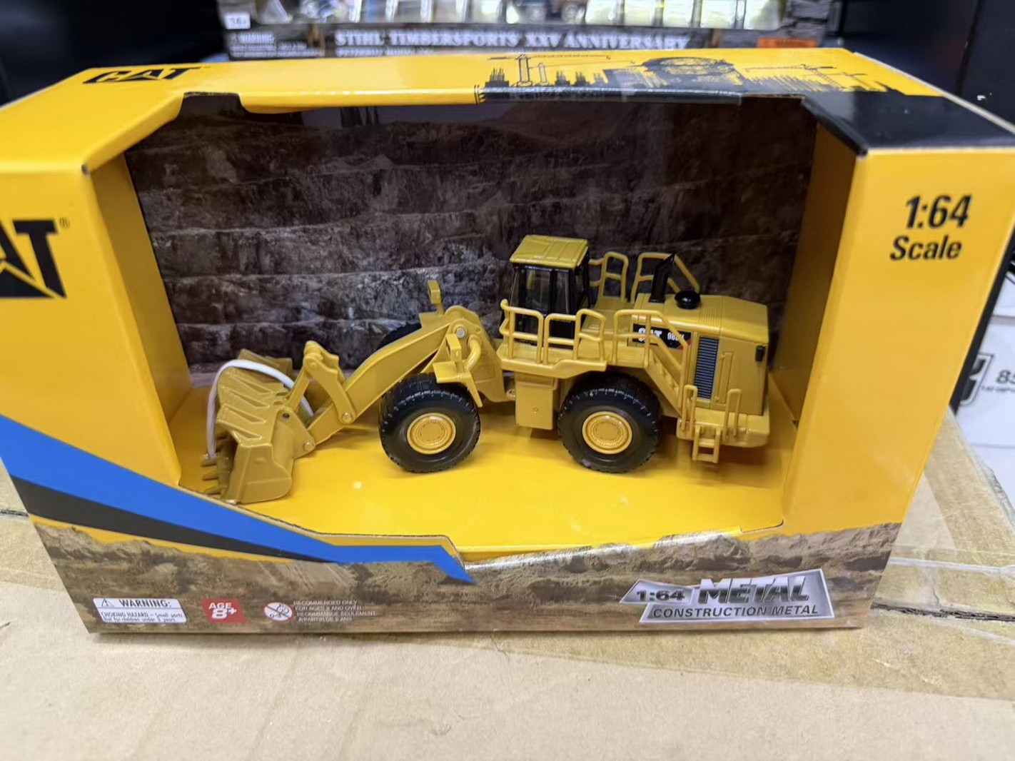 DM 1/64 Cat 988H Wheel Loader Diecast Model Collection Toy Gift #84654