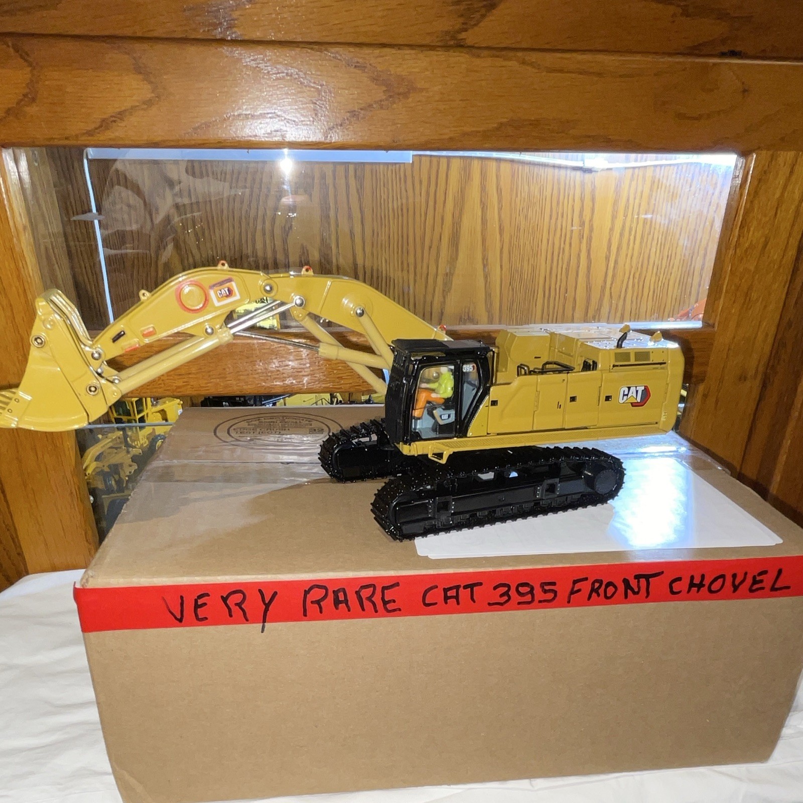 CAT 395 Front Shovel Tracked Excavator Diecast Model Yellow Black