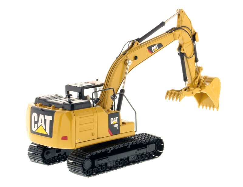 Cat 323F Excavator with Thumb – Diecast Masters 1:50 Scale Model #85924C New